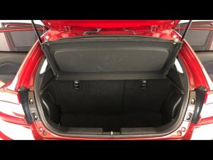 Toyota Starlet 1.5 XS auto - Image 13