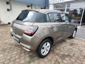 Suzuki Swift 1.2 GL+ manual - Image 2