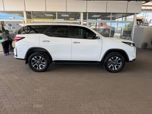 Toyota Fortuner 2.8GD-6 48V - Image 3