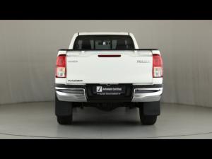 Toyota Hilux 2.4GD-6 single cab Raider manual - Image 5
