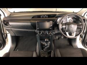 Toyota Hilux 2.4GD-6 single cab Raider manual - Image 6