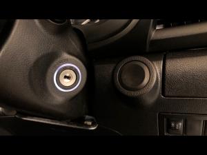 Toyota Hilux 2.4GD-6 single cab Raider manual - Image 16