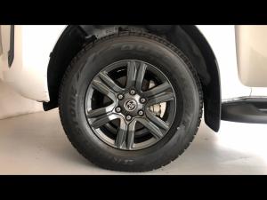 Toyota Hilux 2.4GD-6 single cab Raider manual - Image 18