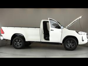 Toyota Hilux 2.4GD-6 single cab Raider manual - Image 30