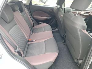 Toyota Starlet Cross 1.5 XS auto - Image 17