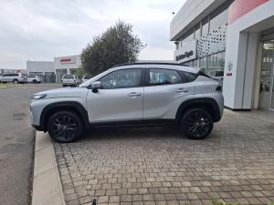 Toyota Starlet Cross 1.5 XS auto - Image 22