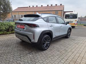 Toyota Starlet Cross 1.5 XS auto - Image 2