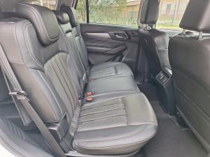 Isuzu mu-X 3.0TD Onyx 4x4 - Image 17