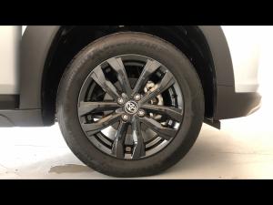 Toyota Starlet Cross 1.5 XS auto - Image 17