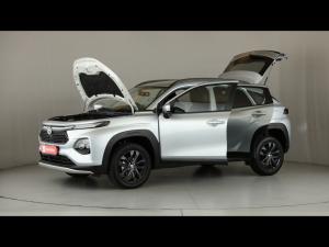 Toyota Starlet Cross 1.5 XS auto - Image 27