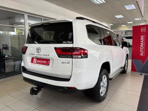 Toyota Land Cruiser 300 3.3D GX-R - Image 2