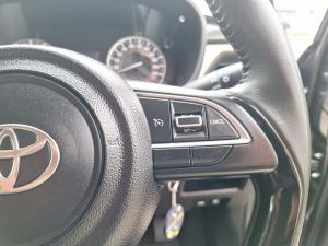 Toyota Starlet Cross 1.5 XS auto - Image 10