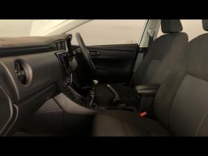 Toyota Corolla Quest 1.8 Plus manual - Image 7