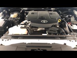 Toyota Hilux 2.4GD-6 single cab Raider manual - Image 14