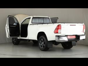 Toyota Hilux 2.4GD-6 single cab Raider manual - Image 25