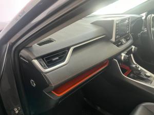 Toyota RAV4 2.0 GX-R AWD - Image 7
