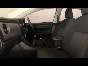 Toyota Corolla Quest 1.8 Plus manual - Image 7