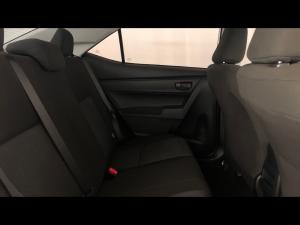 Toyota Corolla Quest 1.8 Plus manual - Image 12