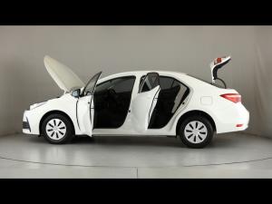 Toyota Corolla Quest 1.8 Plus manual - Image 26