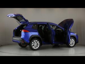 Toyota Corolla Cross 1.8 XS - Image 31