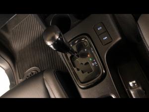 Toyota Hilux 2.8GD-6 Xtra cab 4x4 Legend auto - Image 15