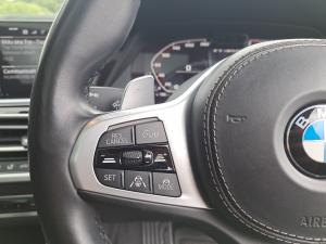 BMW X7 M50i - Image 9