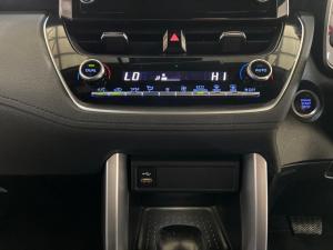 Toyota Corolla Cross 1.8 XR - Image 15