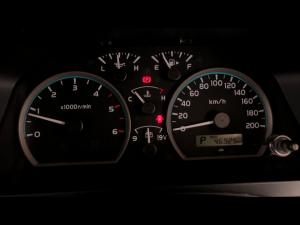 Toyota Land Cruiser 76 2.8GD-6 station wagon VX - Image 9