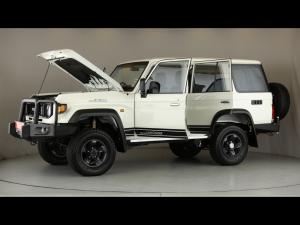 Toyota Land Cruiser 76 2.8GD-6 station wagon VX - Image 27