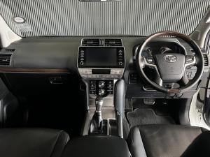 Toyota Land Cruiser Prado 2.8GD VX-L - Image 6
