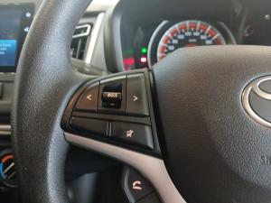 Toyota Vitz 1.0 XR auto - Image 9