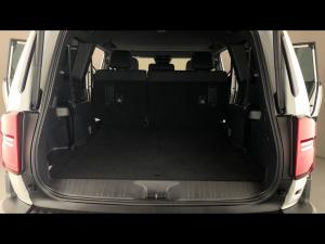 Toyota Land Cruiser Prado 2.8GD VX-R - Image 13