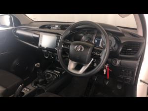 Toyota Hilux 2.4GD-6 single cab Raider manual - Image 6