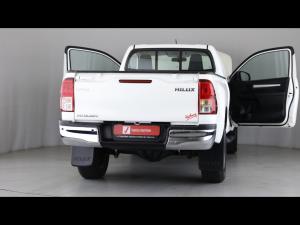 Toyota Hilux 2.4GD-6 single cab Raider manual - Image 23