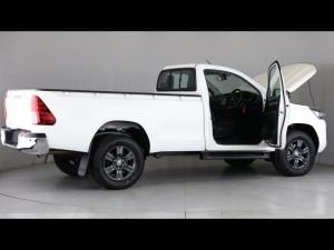 Toyota Hilux 2.4GD-6 single cab Raider manual - Image 30