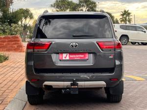 Toyota Land Cruiser 300 3.3D GR-Sport - Image 5