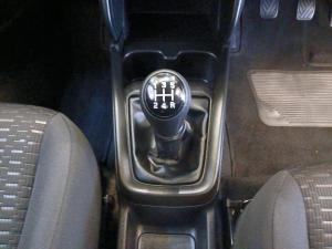 Suzuki Swift 1.2 GL - Image 10
