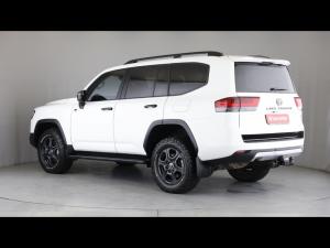 Toyota Land Cruiser 300 3.3D GR-Sport - Image 21