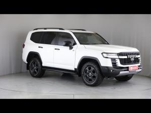 Toyota Land Cruiser 300 3.3D GR-Sport - Image 1