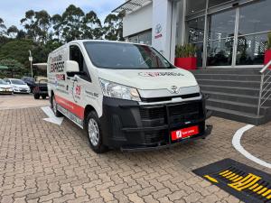 Toyota Quantum 2.8 LWB panel van manual - Image 1