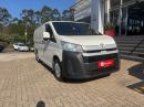 Thumbnail Toyota Quantum 2.8 LWB panel van manual
