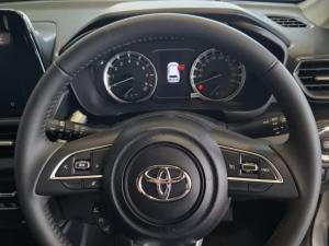 Toyota Urban Cruiser 1.5 XR automatic - Image 8