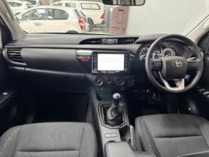 Toyota Hilux 2.4 GD-6 Raider 4X4D/C - Image 6
