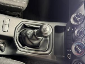 Toyota Hilux 2.4 GD-6 Raider 4X4D/C - Image 9