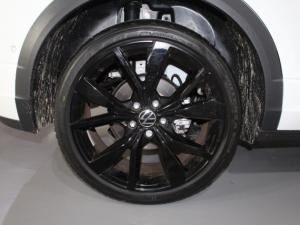 Volkswagen T-ROC 2.0 TSI 4M R-LINE DSG - Image 21