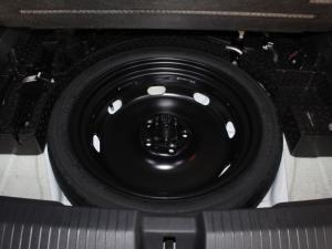 Volkswagen T-ROC 2.0 TSI 4M R-LINE DSG - Image 9