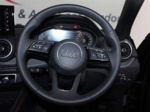 Audi Q2 35 Tfsi Urban Edition TIP - Image 12
