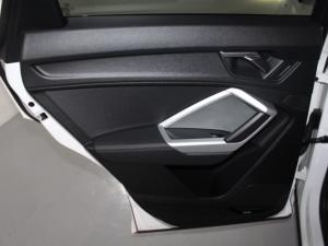 Audi Q3 35 Tfsi Stronic Black Edition - Image 13