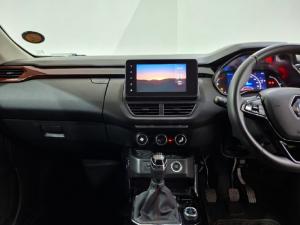 Renault Kiger 1.0 Turbo Intens manual - Image 15