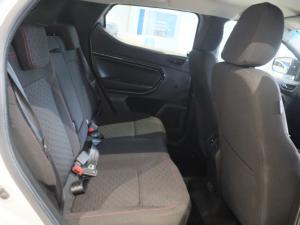 Renault Kiger 1.0 Turbo Intens manual - Image 5